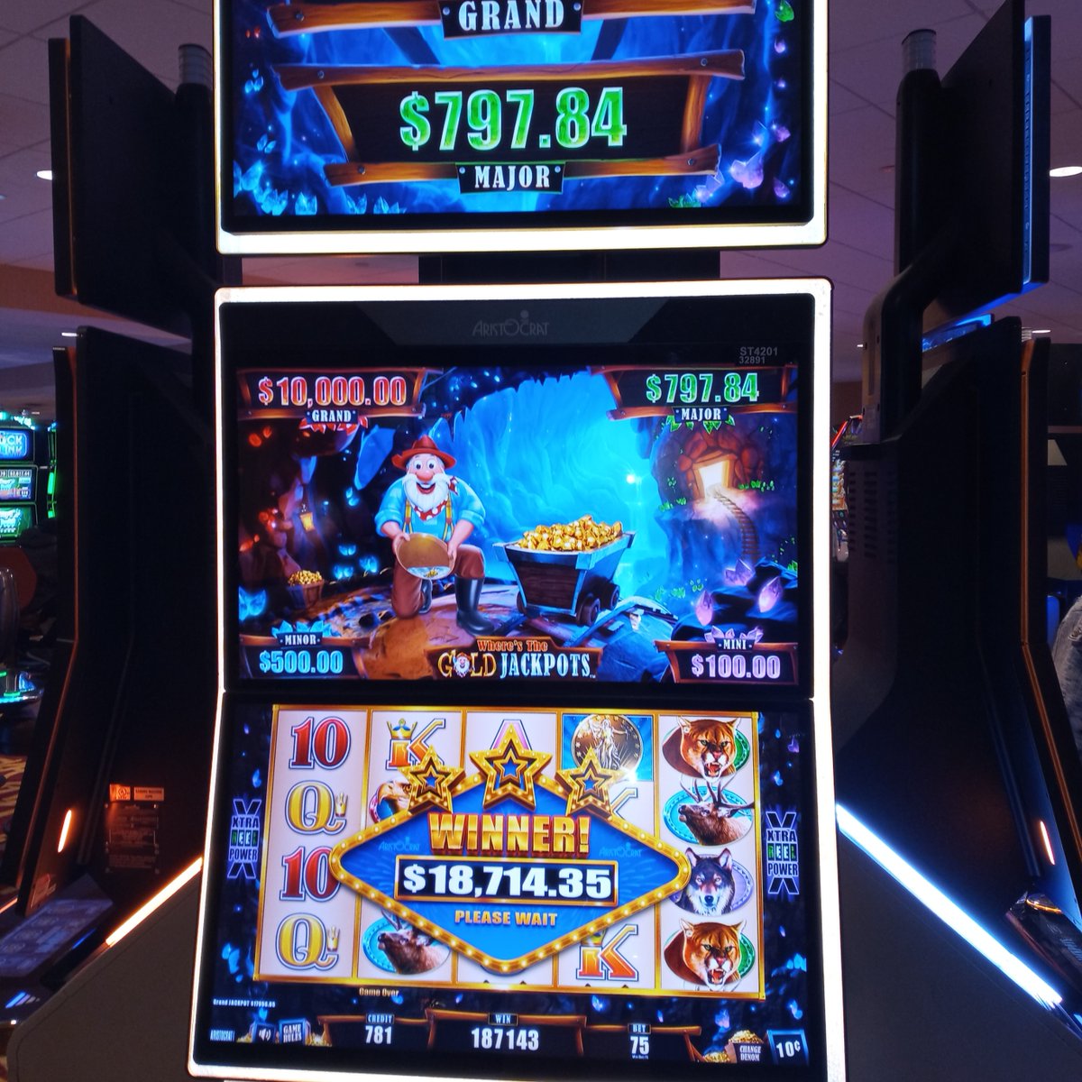 The slots have been HOT 🔥🔥🔥 

Happy Monday! Let's hope for a lucky week like these #winners 🤑