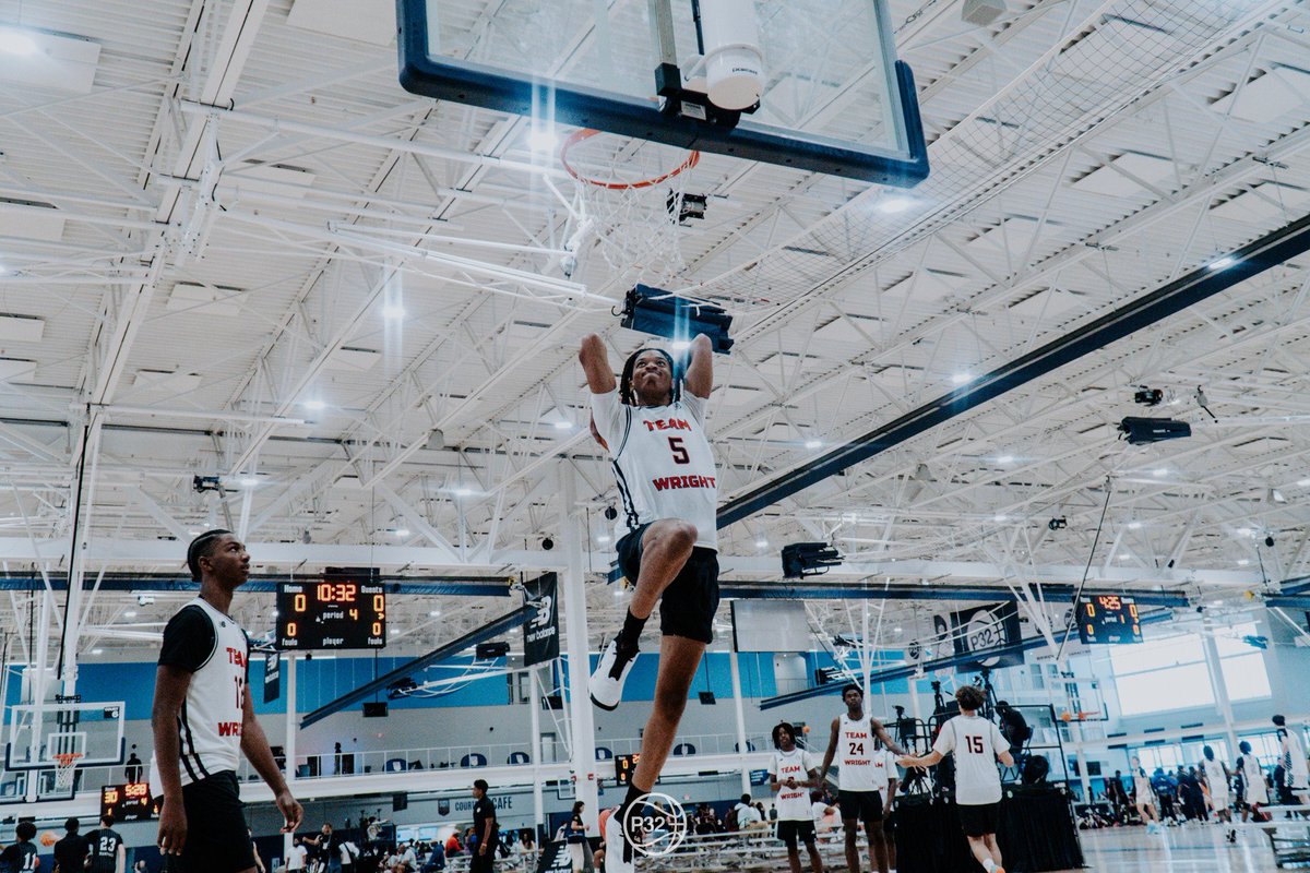 team_twb's tweet image. Team Wright Basketball
Congratulations to our 17U squad for going 4-0 at our first New Balance session @p32league in Memphis, TN at the Memphis Sports &amp;amp; Events Center!
#TeamWright #NewBalanceHoops #Undefeated