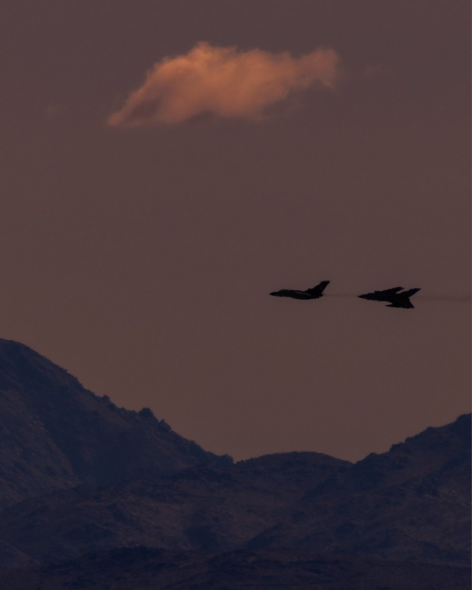 Probably the coolest thing I've been able to photograph- German Tornados launching missile during their recent live-fire campaign at China Lake 🇩🇪🌪️🚀