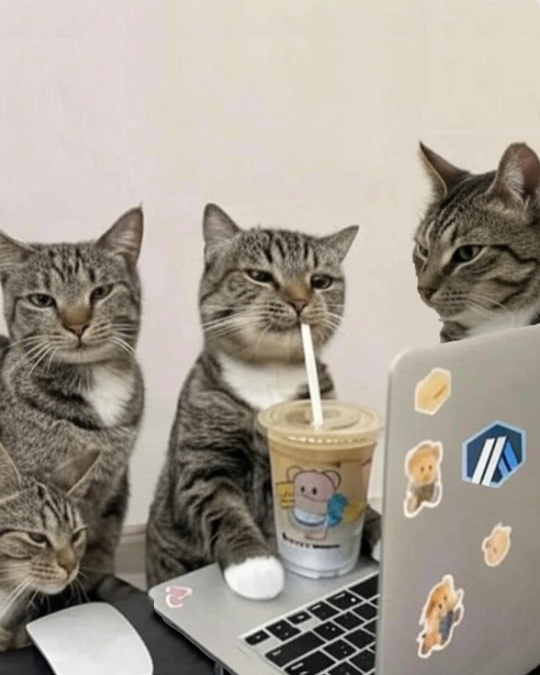 GM, catching up on <a href="/arbitrum/">Arbitrum</a> eco announcements with <a href="/Akahilz2/">Akahilz🐯||| Creator (👑 ,🌍,💙,🧡) #AElite🎓 🦍</a> <a href="/ad_or11/">Andreea (💙,🧡)</a> &amp; <a href="/MarcinPress/">Marcin at Arbitrum</a>