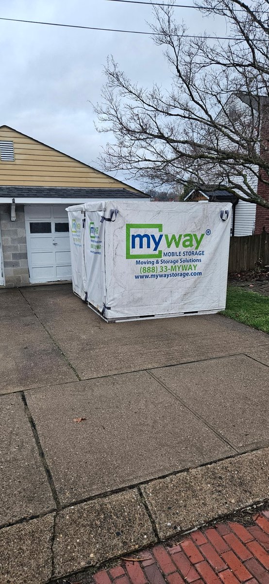 MyWayStorage's tweet image. 🚚 MyWay Mobile Storage has been busy delivering around Greater Pittsburgh! Whether you&apos;re moving, remodeling, or need extra space, we bring storage right to your door. 📦 #Pittsburgh #MobileStorage #MyWayStorage