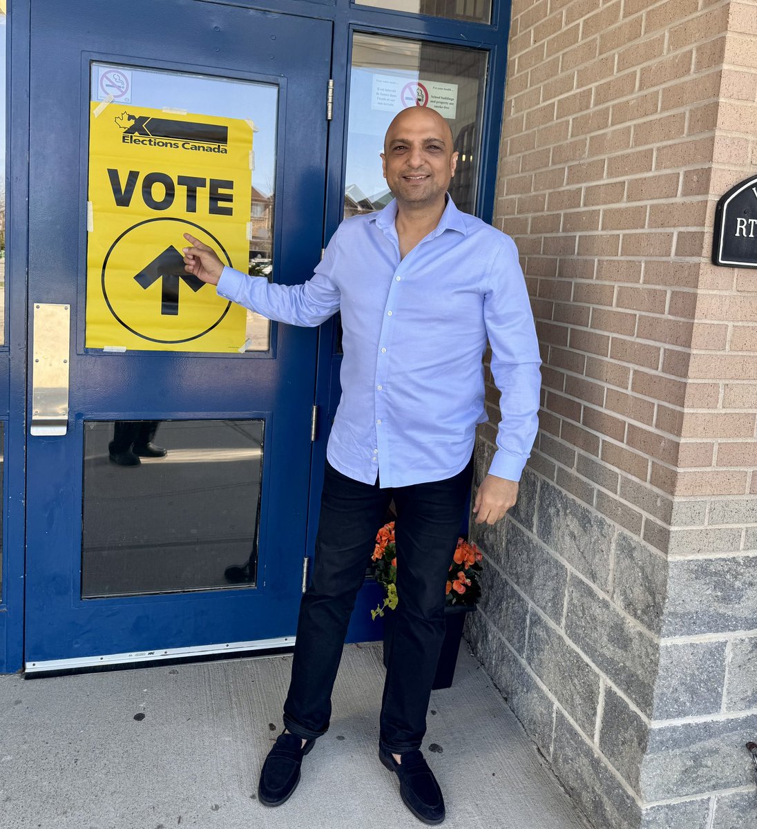 Canada 🇨🇦!!
You’ve discussed, debated &amp; reflected.

You’ve listened, questioned &amp; cared.

Today is not about winning arguments — it’s about honoring your voice &amp; your responsibility.

Go vote 🗳️ 
Because real change begins when we choose to show up.

#VoteToday #MakeItCount