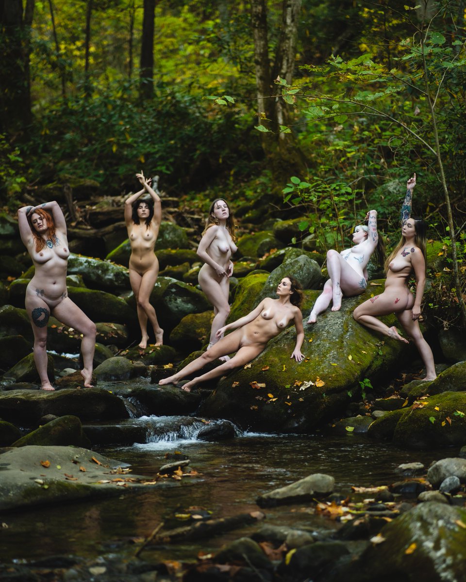 marratography's tweet photo. River Beauties with Alex @chlobody @circeascending @favoritefreak69 @imnotmariestar @simplyfilicity https://t.co/q8pt8kGRE4