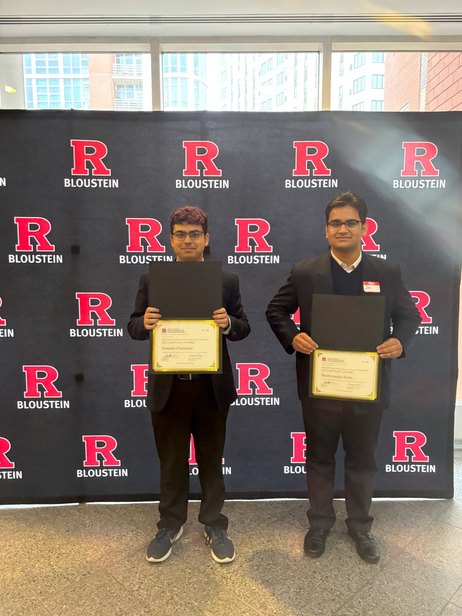 UofRDataSci's tweet image. #latepost: Congratulations to #Datascience student Sreejato (Sree) Chatterjee &apos;26 and his teammate, whose presentation recently won 🥈 place in the undergrad division @ the RAISE &apos;25 AI &amp;amp; Informatics Competition hosted by @RutgersU!🎉

bloustein.rutgers.edu/raise-25-recap…