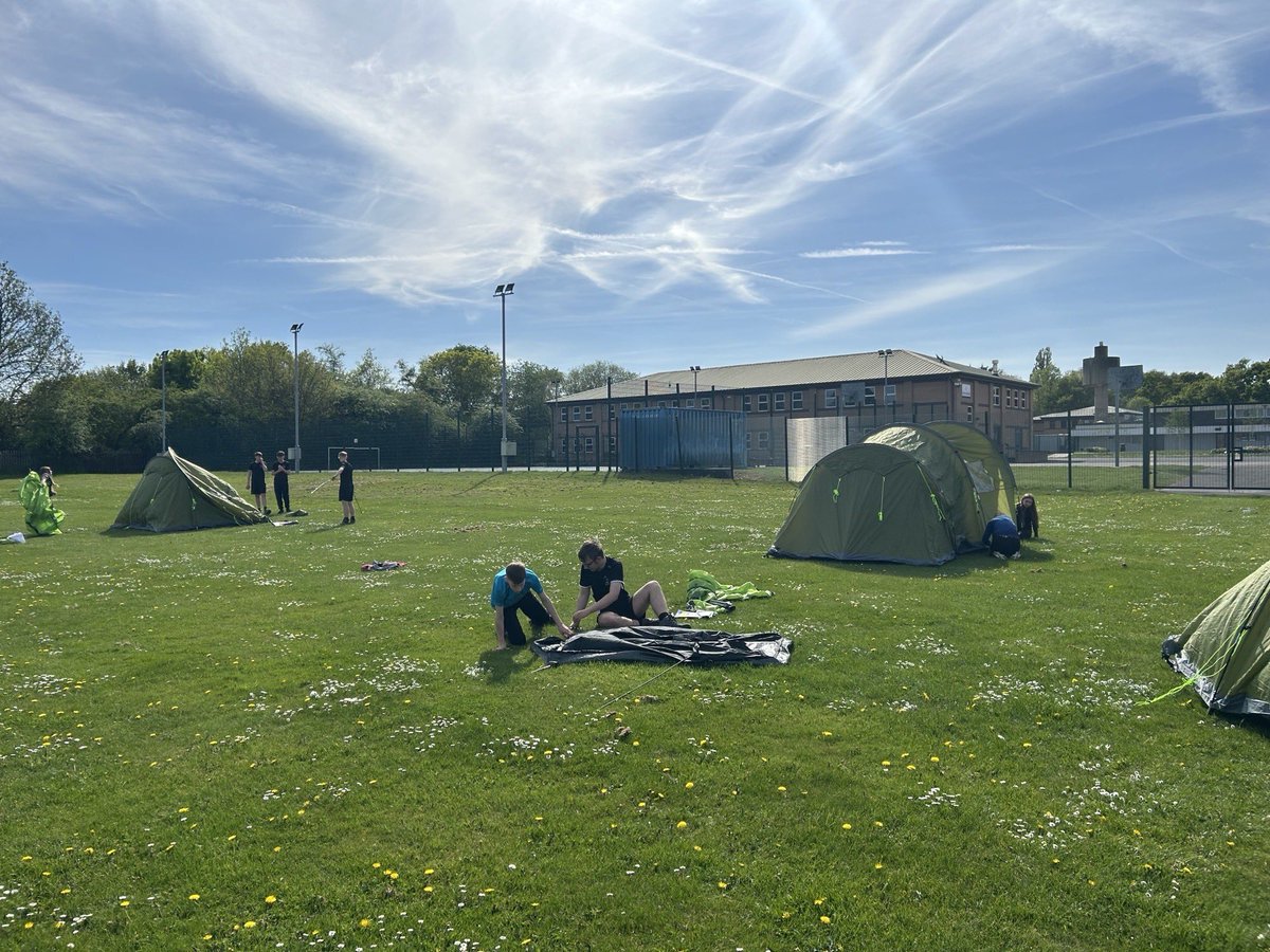 And so it begins, the preparation and skills required to complete a successful expedition, some great teamwork and leadership skills on show!