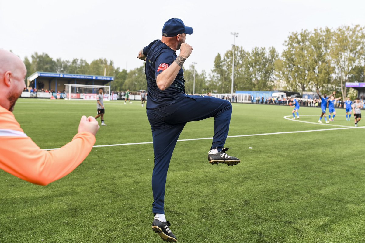 BedfordTown's tweet image. Bedford Town ➡️ NATIONAL LEAGUE! 🦅🏆
A historic day for the Eagles. Pure passion, pride, and perseverance.
📸 Relive the magic through today's best moments!
#BedfordTown