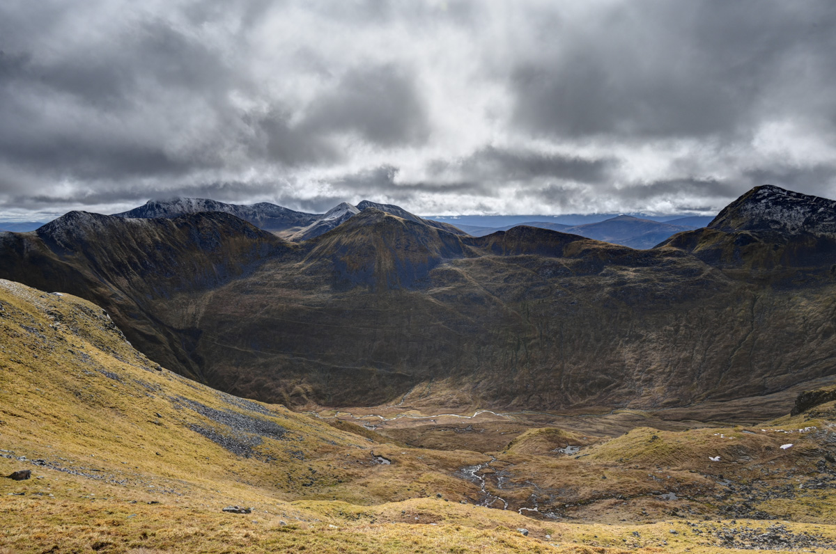 Spurtle284's tweet image. Sgurr a Mhaim stalkers path exploratory. 18th April 2025
kinleyhazel.wordpress.com/2025/04/18/sgu…