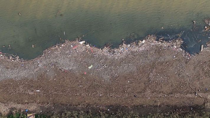 Expertos reflexionan acerca de las repercusiones del tsunami fluvial en Valencia en el programa 'Escarabajo Verde'

🔹En España, cuatro millones de personas viven en zonas con alto riesgo de inundación

rtve.es/v/16556759