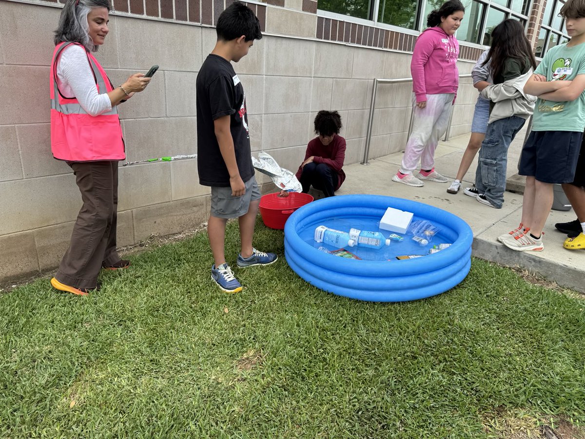 td (@eaglesquared) on Twitter photo #MysteryChallenge - How much trash can we remove? #ScienceOlympiads <a href="/Humble_Science/">Humble ISD Elementary Science</a> <a href="/HumbleISD_ESE/">Eagle Springs Elem</a> <a href="/edleaderHall/">Gayle Hall</a> <a href="/Blnorris05/">Becky Norris</a> #MysteryChallenge - How much trash can we remove? #ScienceOlympiads <a href="/Humble_Science/">Humble ISD Elementary Science</a> <a href="/HumbleISD_ESE/">Eagle Springs Elem</a> <a href="/edleaderHall/">Gayle Hall</a> <a href="/Blnorris05/">Becky Norris</a>