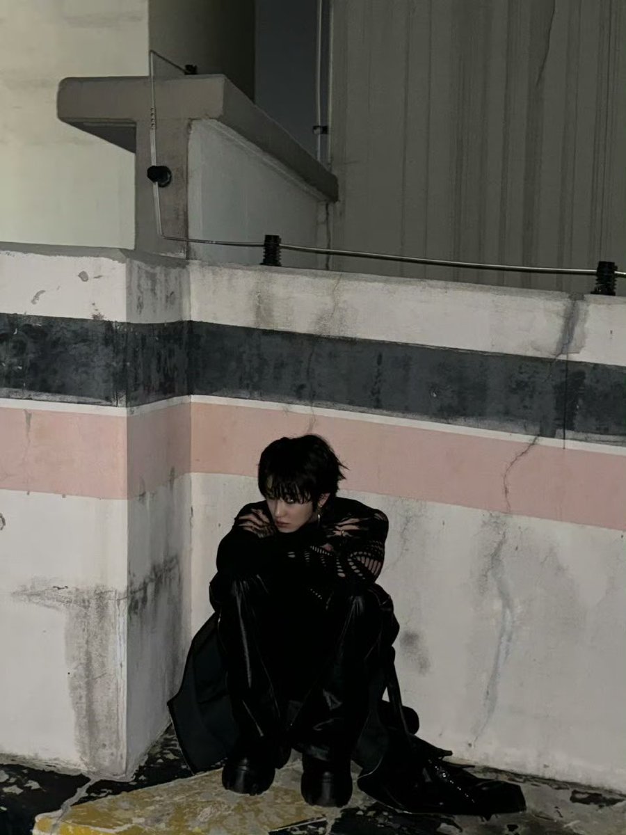 아나진짜이새벽에 얼굴빨개져서 정신을못차리겠네