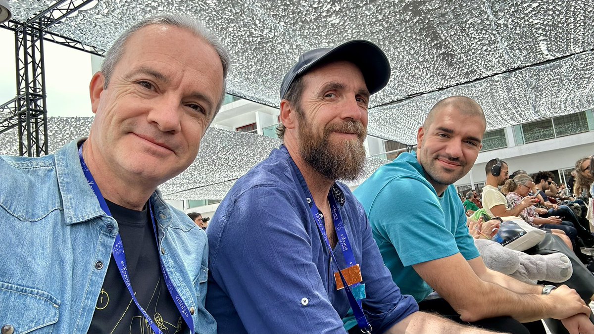 brionesci's tweet photo. En @StarmusFestival La Palma, con luz y entre amigos 😊 https://t.co/tIQrknmfW4