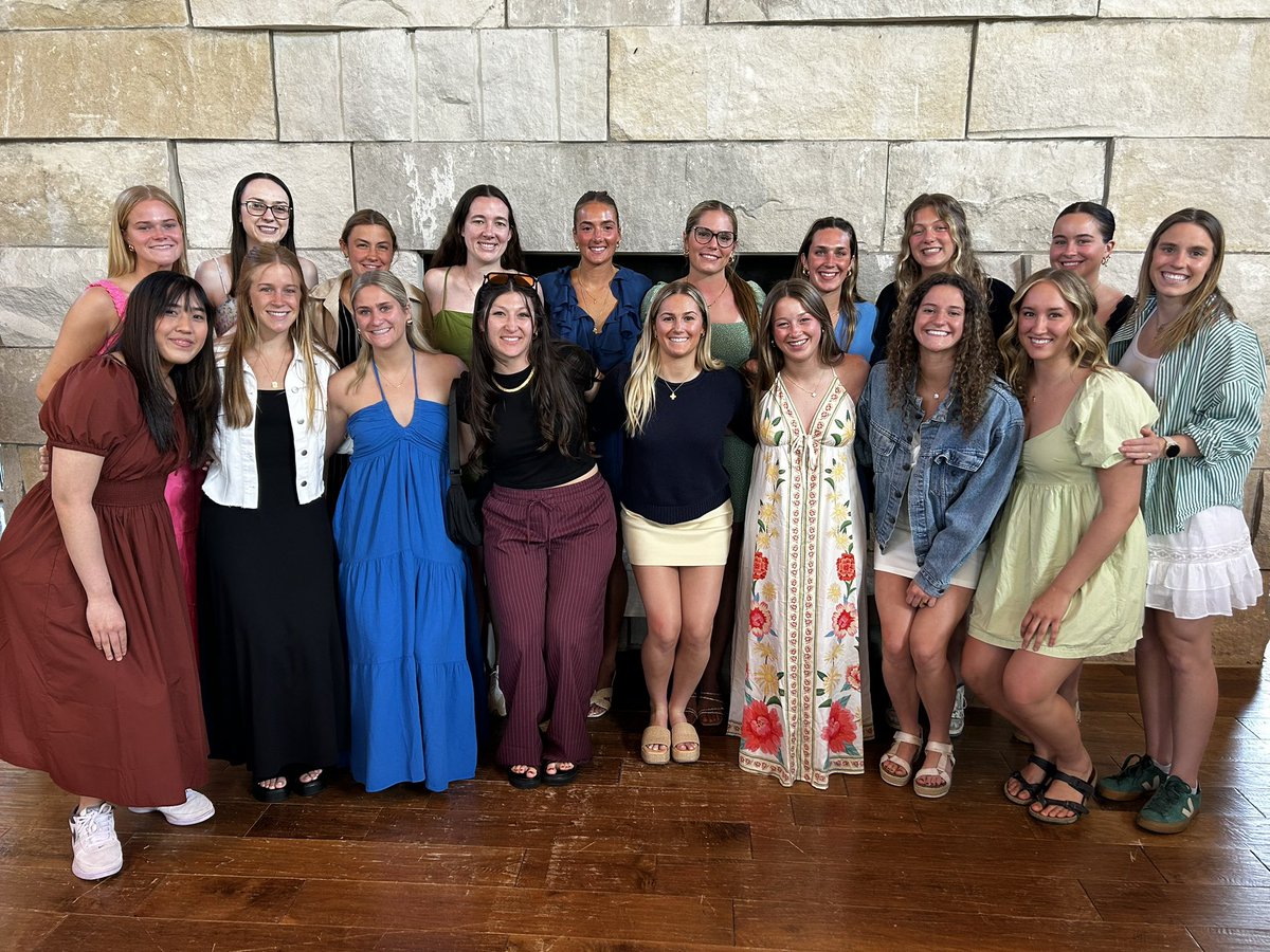 What a fun day of celebrating, reminiscing and being together as a family during our banquet 💛🖤