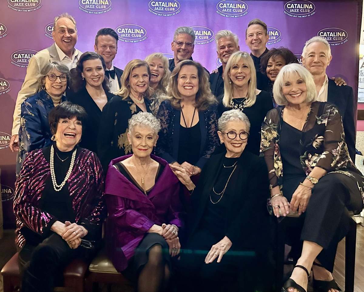 diannefraser77's tweet photo. Another successful benefit concert for the Billy Barnes Foundation @CatJazzClub https://t.co/HFNkNpWbvZ