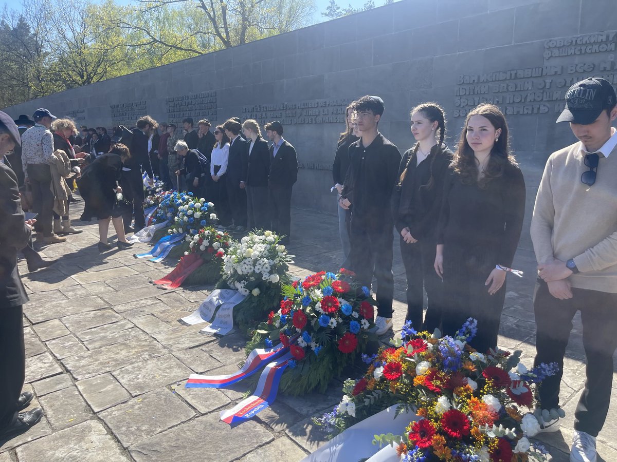A very emotional day at #Bergen-Belsen commemorating the 80th anniversary of liberation by British forces. Always harrowing to hear the testimony of survivors-
More at the place of their incarceration . Proud to be patron of.⁦<a href="/AJEX_UK/">AJEX</a>⁩ who organised the trip. #holocaust.