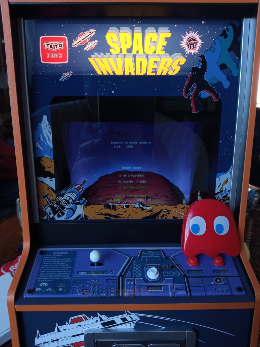 MstrBlinky's tweet image. Got myself a #quarterarcade #spaceinvaders arcade cabinet from @NumskullDesigns

It&apos;s awesome!