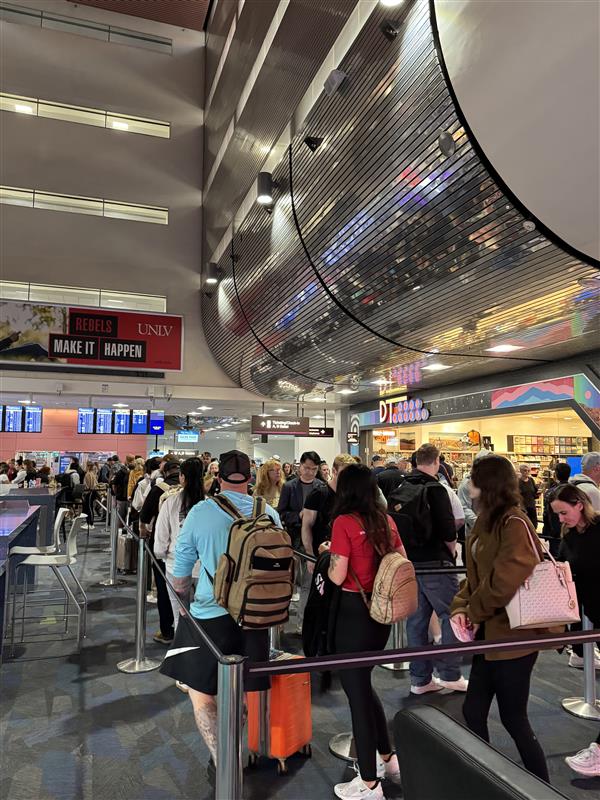 ⚠️ATTENTION TRAVELERS! Expect delays at LAS. If you are traveling today, allow for additional travel time as there is traffic leading into the airport and TSA checkpoints have longer wait times than normal. Thanks for your patience as we work to get everyone through safely!