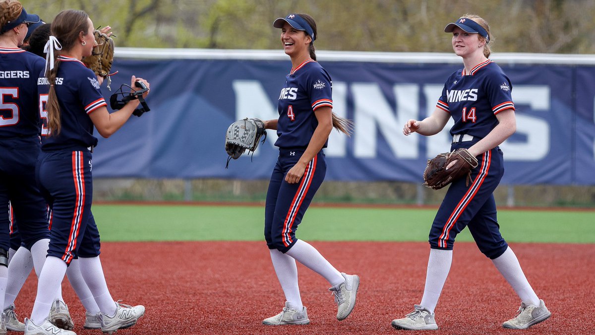 MinesSoftball's tweet image. Final action shots from 2025 💥💥
📸 - Victoria Kowalczyk
#HelluvaEngineer
