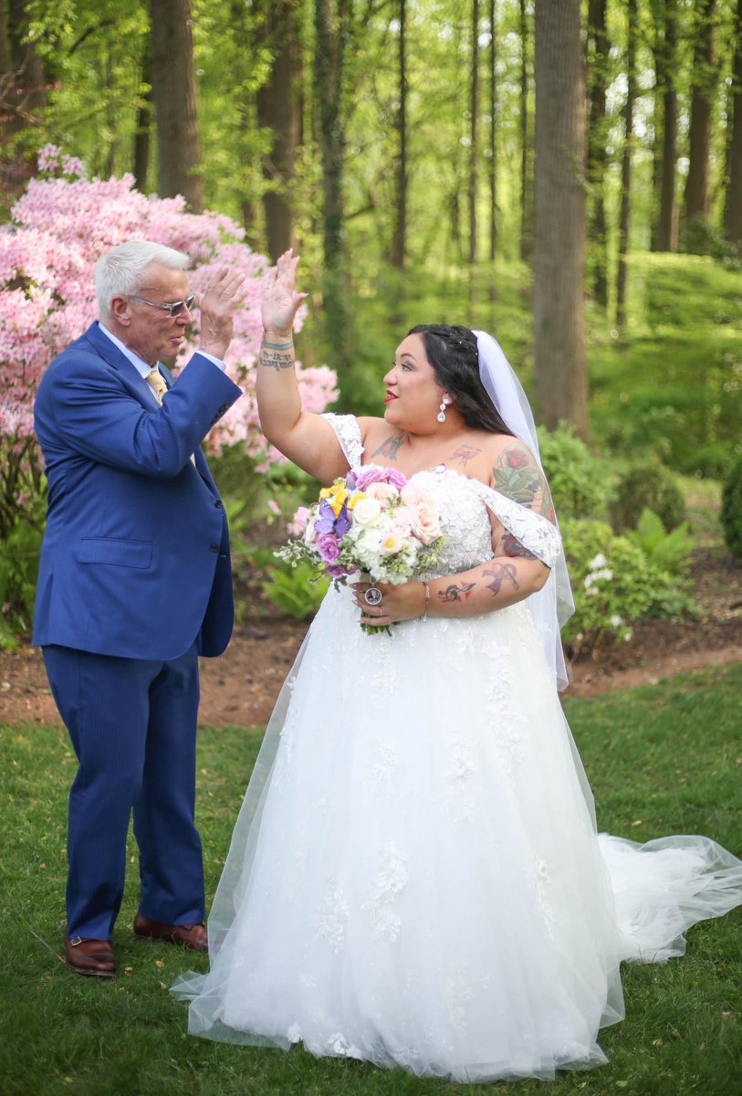plus_lindsey's tweet photo. Today makes one whole year since Derek and I became the FOREVER TAG TEAM CHAMPIONS of the world, with the help of Mr. @EBischoff!  

Happy 1st wedding anniversary to my tag team partner 4L!  #nWo https://t.co/OeCRCN008e