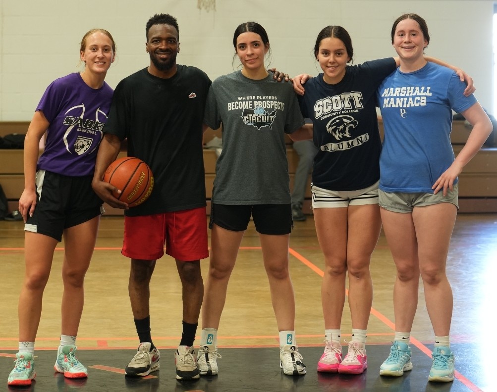 We got better! <a href="/emmatichy25/">Emma Tichy</a> <a href="/lauren_walker30/">Lauren Walker</a> <a href="/bhcwbb/">Braves WBB</a> <a href="/UNIwbb/">UNI Women’s Hoops</a>