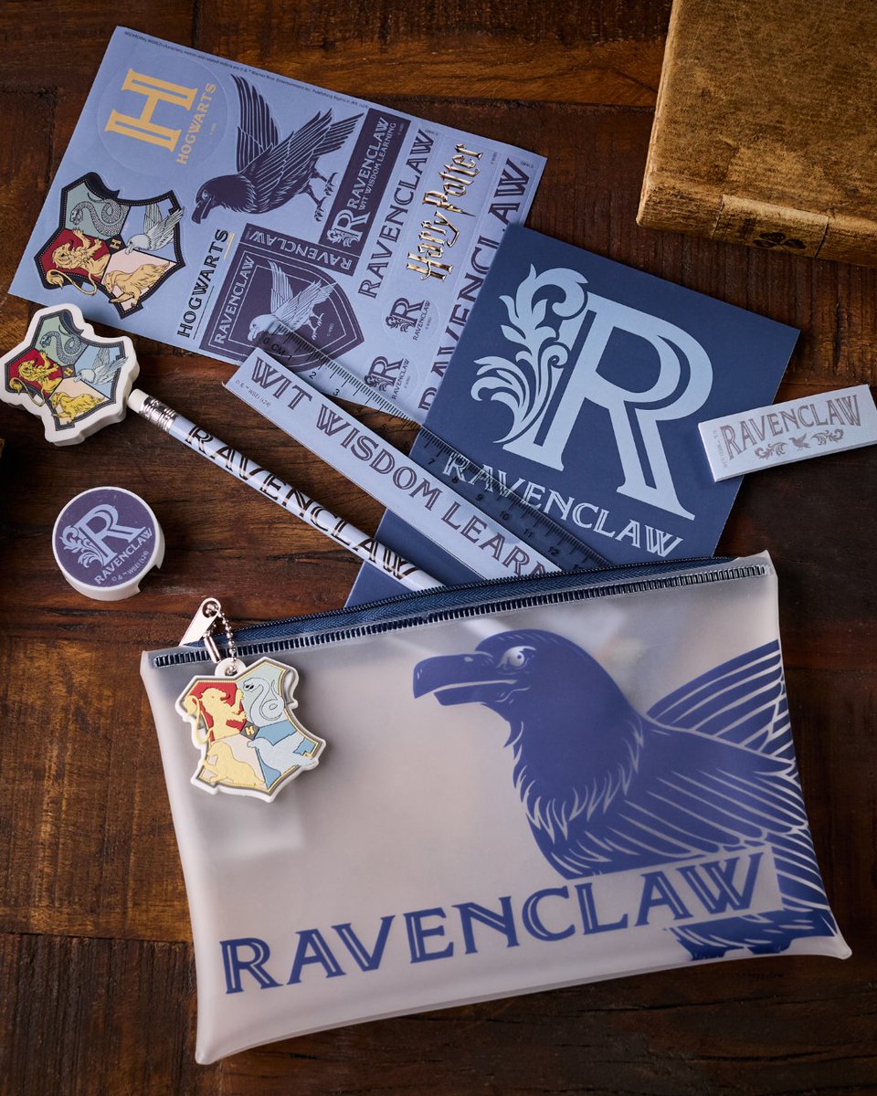 harrypottershop's tweet photo. The Diadem’s not the only thing we slay in 💙
The new house mascot range? It just gets us. Available at the official Harry Potter Shops globally and online: https://t.co/5zsBzGyQXM.
#Ravenclaw #HousePride https://t.co/W8kmo6ZT8r
