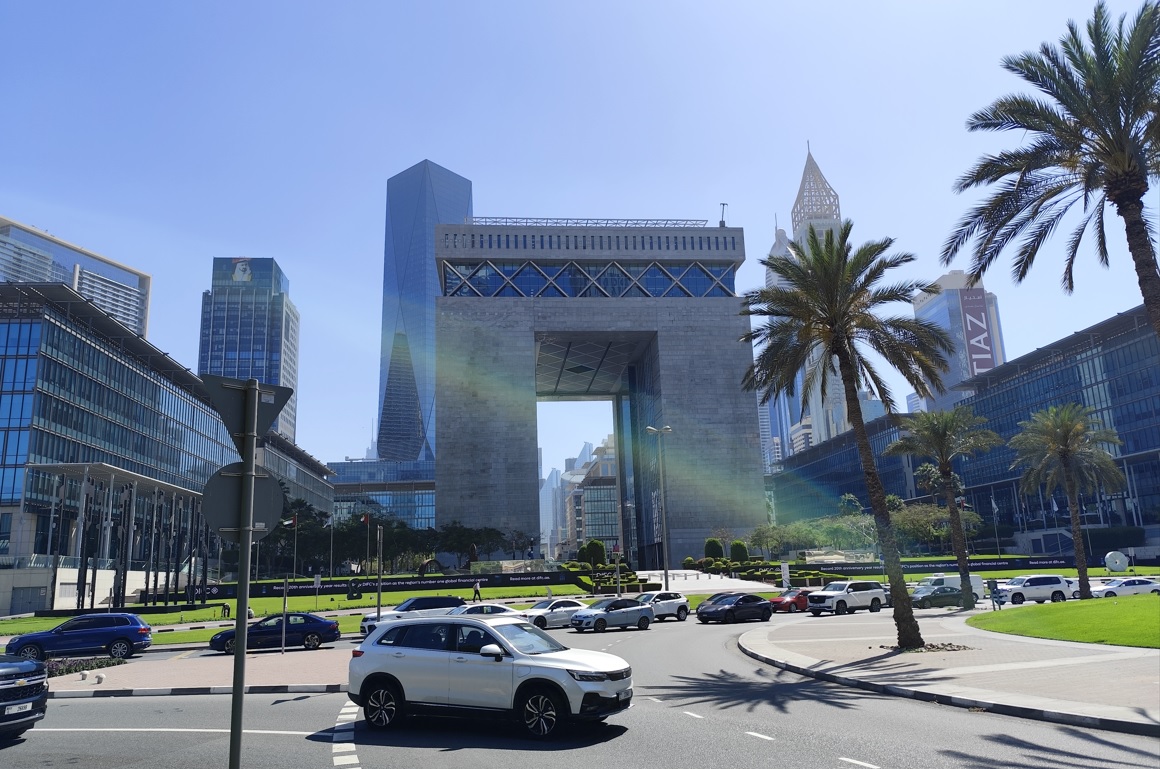 Colombia no ha manifestado interés en vender bonos en Dubái o la región, pero tiene las puertas abiertas #DIFC #EspecialDataiFX dataifx.com/post/colombia-…