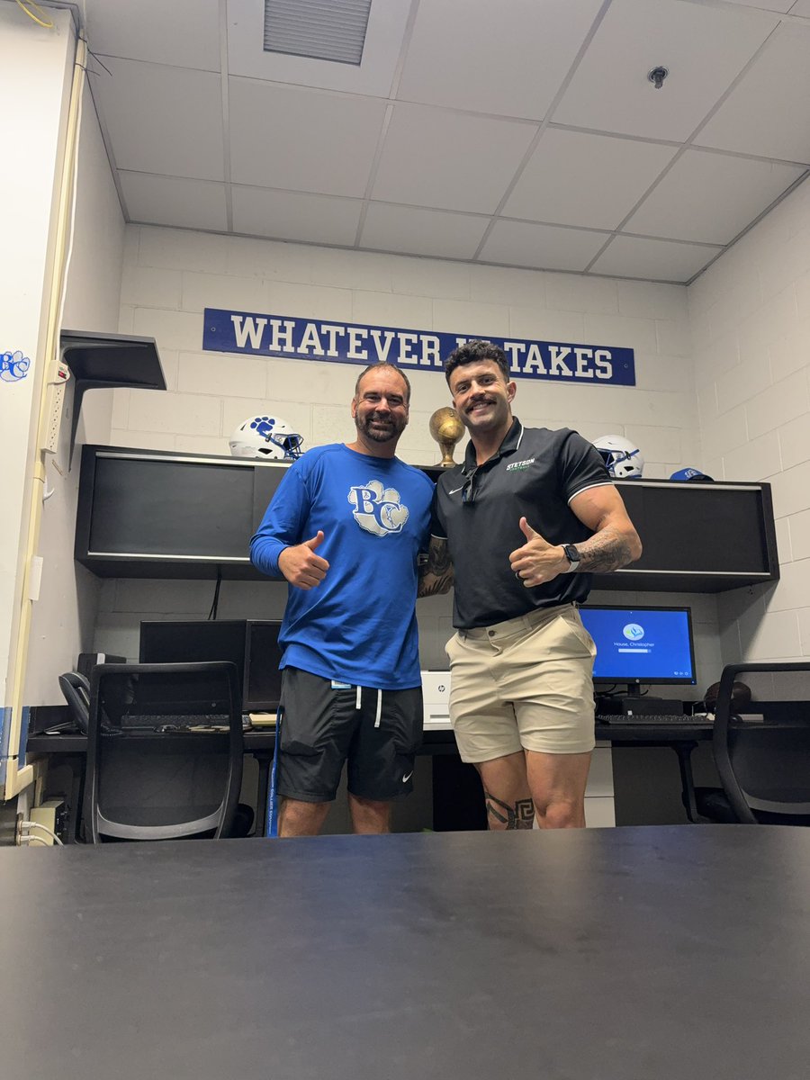Matt Clark (@coachmclark) on Twitter photo Great visit with <a href="/BrannonTidwell/">Brannon Tidwell</a> at <a href="/BarronCollier/">Barron Collier</a>! #GoCougars #GoHatters
<a href="/BIGshadowMIKE/">Coach Mike Jasper</a> Great visit with <a href="/BrannonTidwell/">Brannon Tidwell</a> at <a href="/BarronCollier/">Barron Collier</a>! #GoCougars #GoHatters
<a href="/BIGshadowMIKE/">Coach Mike Jasper</a>