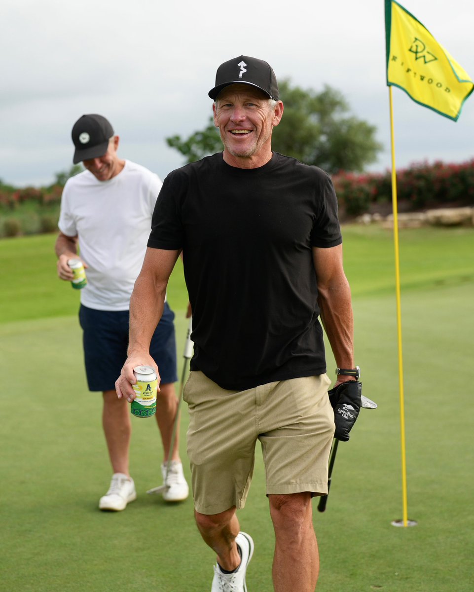 lancearmstrong's tweet image. Doesn’t get much better than a beautiful day playing 18 at Driftwood Golf Club with my son @maxarmstrong1 and my brother @JohnKorioth.

Well, hang on, yeah it does when you throw in some @AthleticBrewing!

(📸: @LizKreutz)