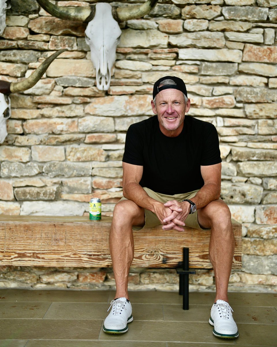lancearmstrong's tweet image. Doesn’t get much better than a beautiful day playing 18 at Driftwood Golf Club with my son @maxarmstrong1 and my brother @JohnKorioth.

Well, hang on, yeah it does when you throw in some @AthleticBrewing!

(📸: @LizKreutz)