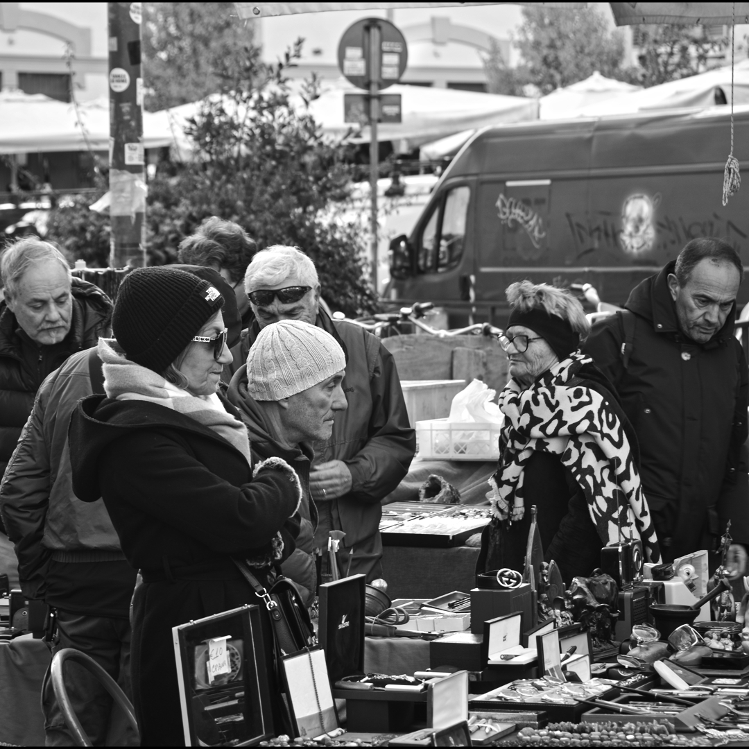 RelaxStopLoss's tweet photo. Black and white shots📷
#streetphotography 
#BlackandWhite https://t.co/ek4QFh8f9F