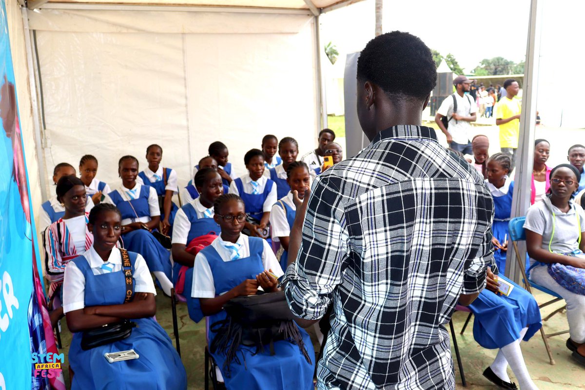 InSIST Global tweet media