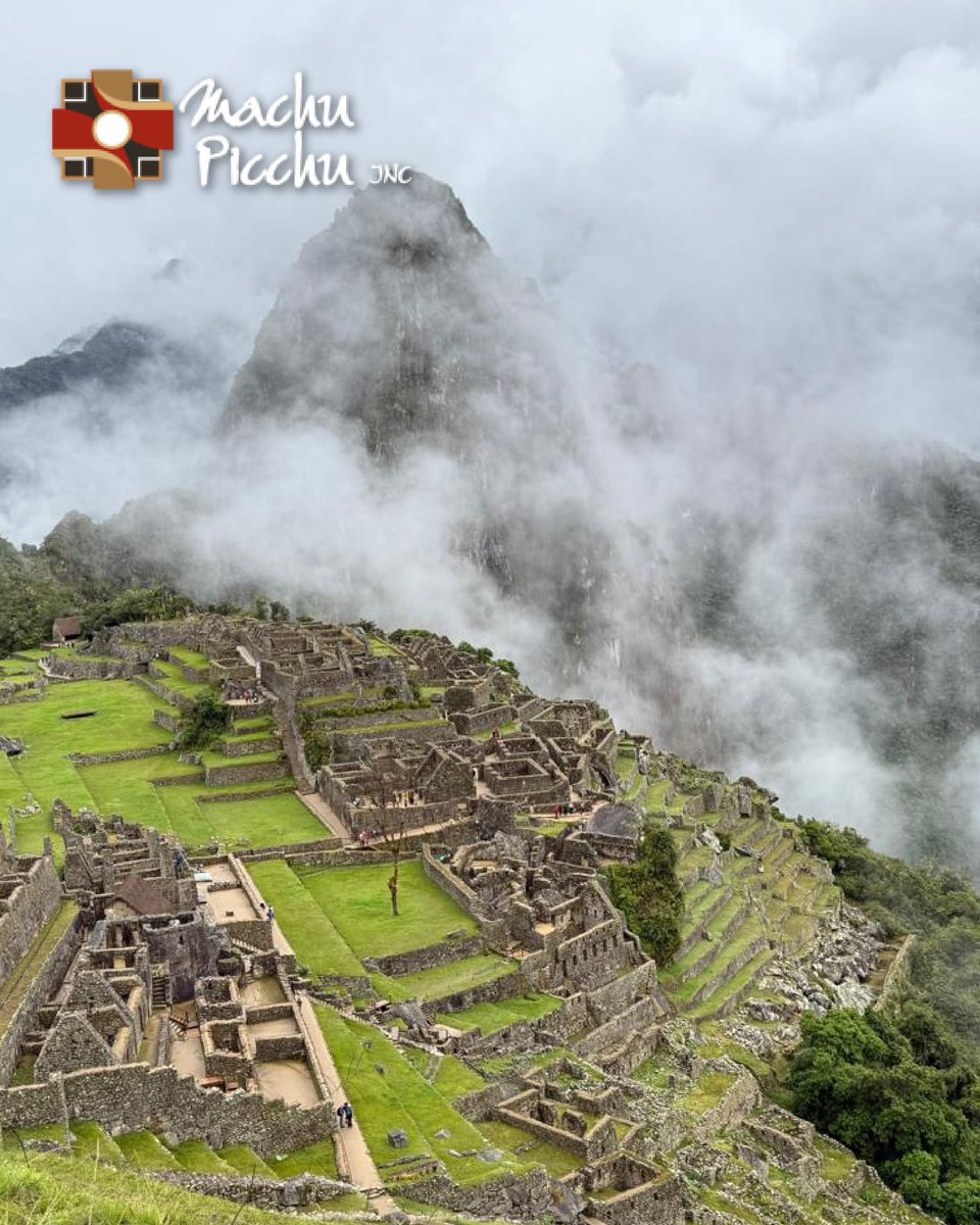 IncMachu's tweet photo. This is perhaps one of the best views of the world. Travel with us in one of our private luxury expeditions and see this for yourself with the company of specialized Tour Guides that will walk you through this Inca treasure. #machupicchu #luxurytravel https://t.co/llRQSyPqYu