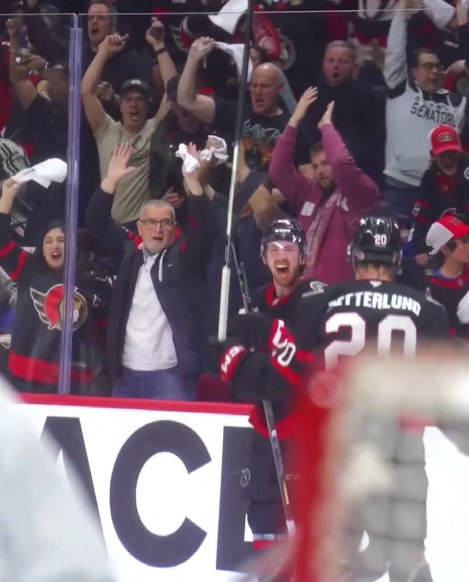 Mira Azzi tweet media