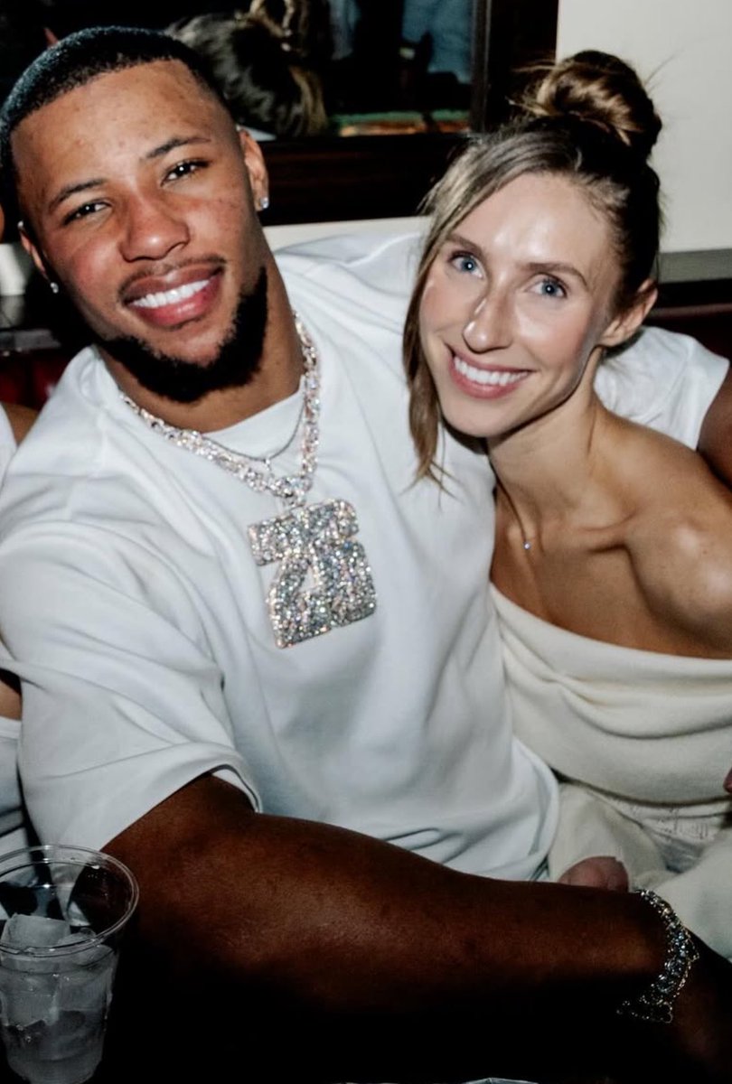 PatriotTakes 🇺🇸 (@patriottakes) on Twitter photo Saquon Barkley’s fiancée Anna Congdon deleted n-word tweets in 2018…
H/T: <a href="/BSO/">Robert Littal BSO</a> Saquon Barkley’s fiancée Anna Congdon deleted n-word tweets in 2018…
H/T: <a href="/BSO/">Robert Littal BSO</a>