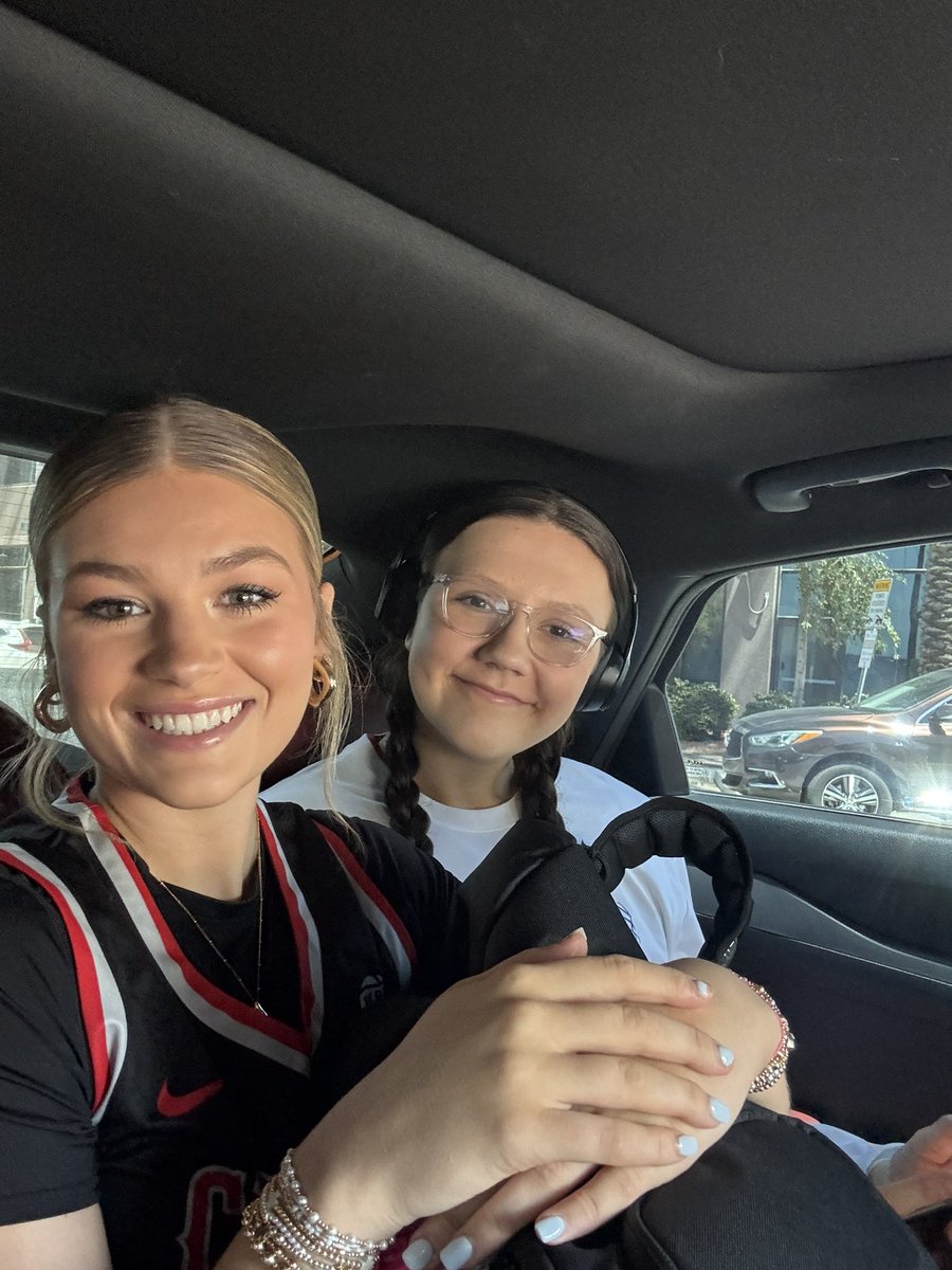 TallLiz2027's tweet image. #2025EYBL Session 1 Fun #Road2CHI  @CFEliteSports
