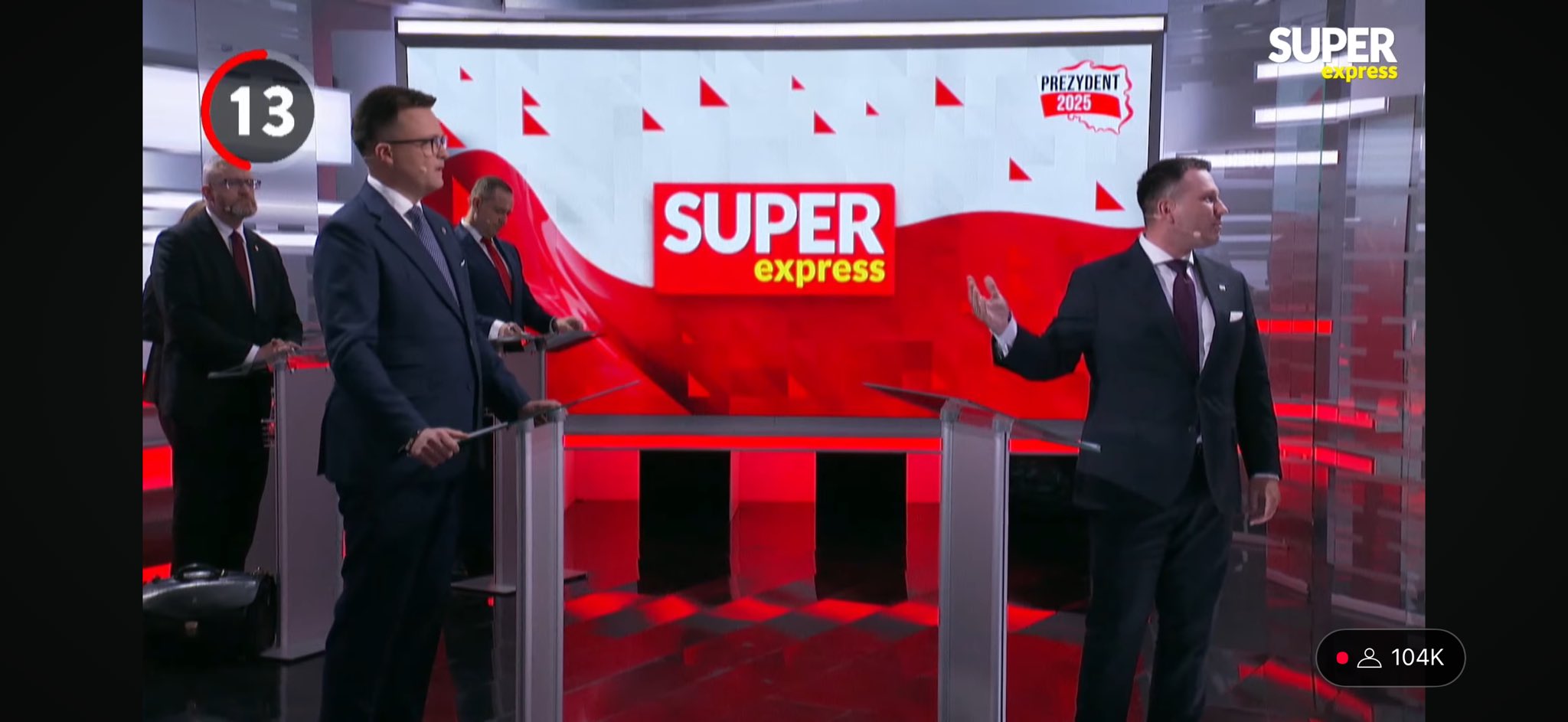 GpouQOyWkAY3x5o?format=jpg&name=large