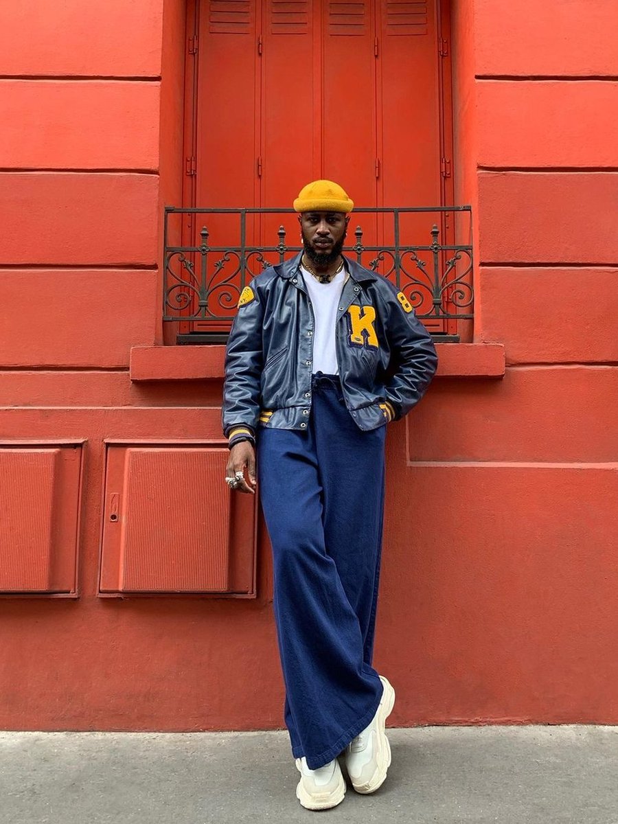 Ethical production is replacing fast-fashion. We embrace this vibe, a phygital realm w/direct links for story-telling. Value increases when there's reciprocal communication of inspiration behind the designer, track the source, connect w/buyer, discover 2nd-life possibilities. 💕