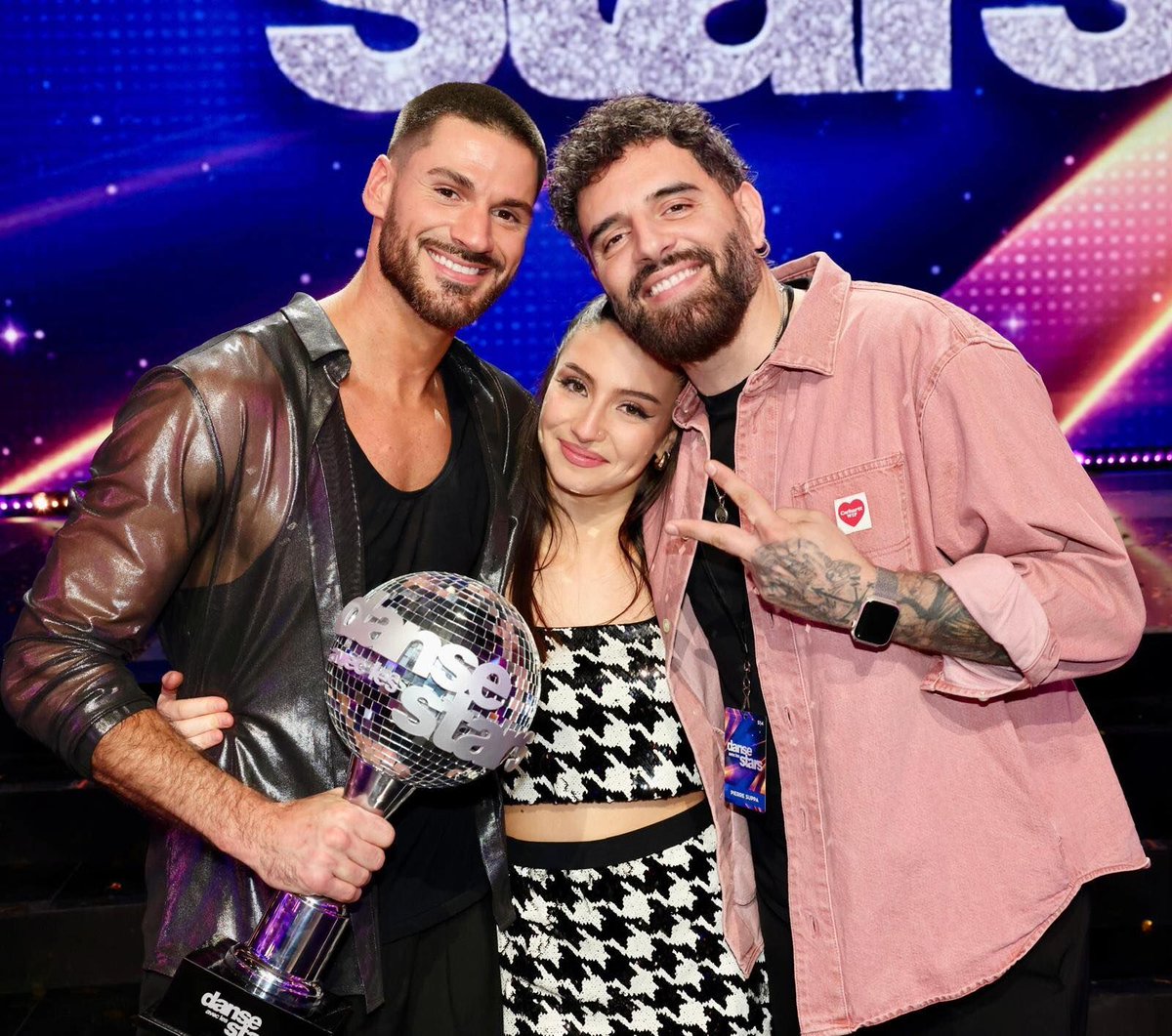 Toutes mes félicitations à Lénie et Jordan pour cette victoire #dals et ce beau parcours ! 

Bravo à tous les couples, aux membres du jury et aux équipes, ainsi qu’aux producteurs de TF1 Productions et BBC Studios pour leur confiance renouvelée 💃🕺🪩✨
