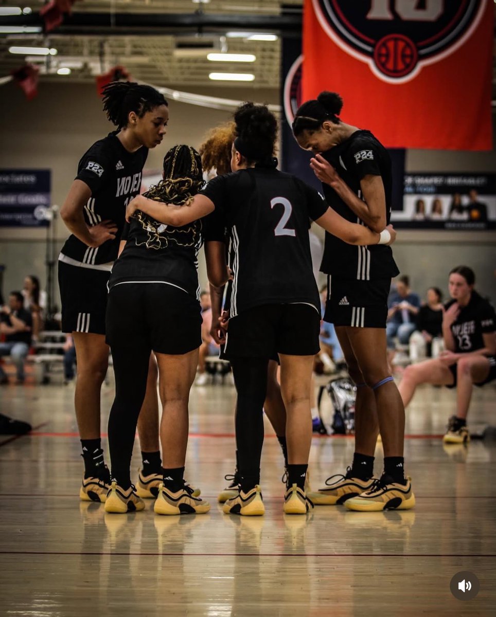 GiannaJordan_'s tweet photo. Enjoyed every minute competing with my teammates against some of the best this weekend. Thanks for all the coaches for coming out and thanks to my family and coaches for continuing to pour into me! #Recovery and #Back2theLab https://t.co/TncW3vnTYq