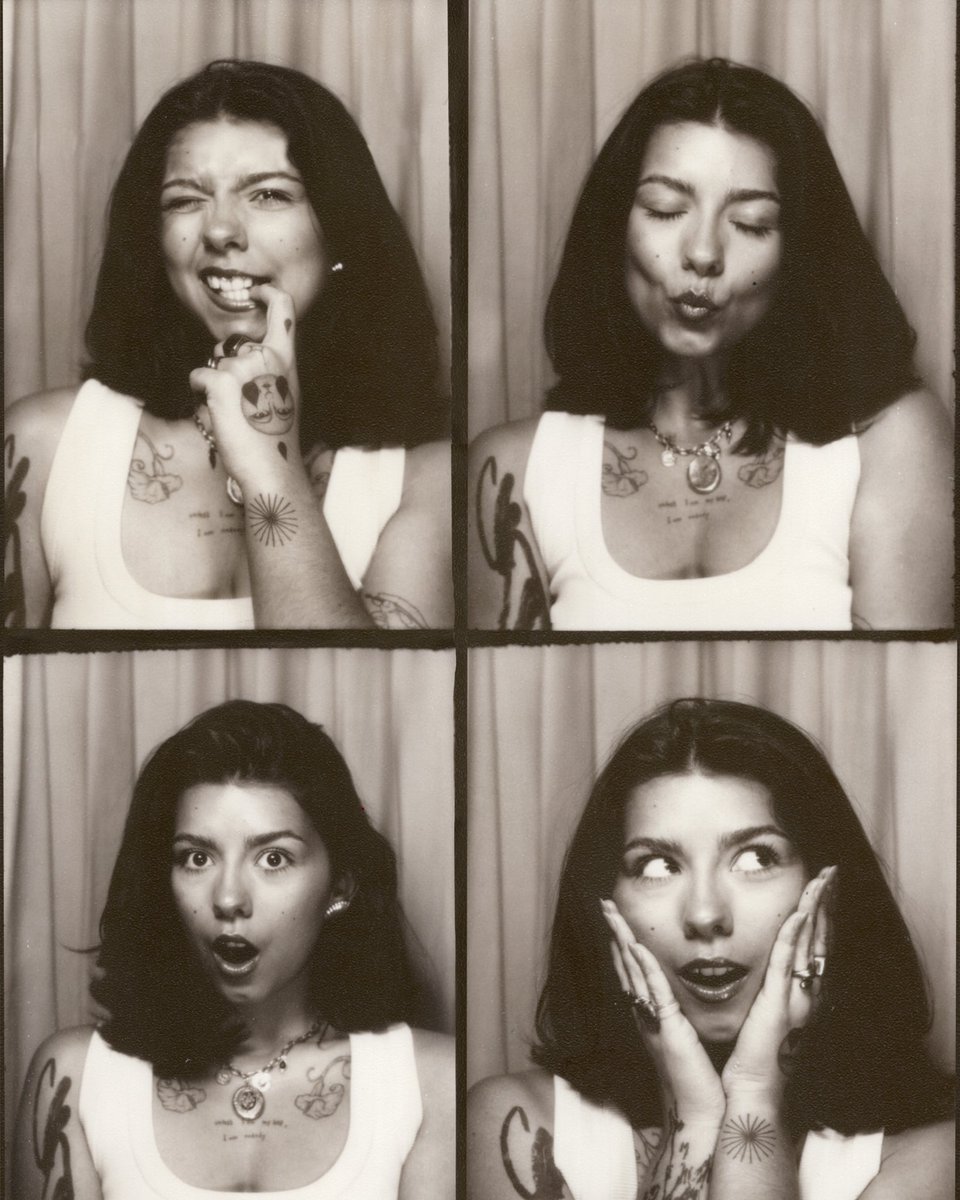 LA FLEUR (@lea_lssd) on Twitter photo 