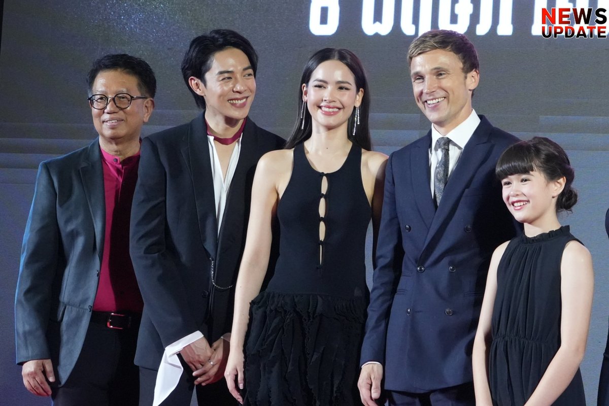 NEWSUPDATE_THAI's tweet photo. บรรยากาศนักแสดงนำ ในงาน Gala Premier ภาพยนตร์เรื่อง "Home Sweet Home Rebirth" 🎉👑
#urassayas #WillamMoseley
#AkieraHadden #AlexanderLee
#TiaTavee
#GalaNight2025 #HSHR
#HomeSweetHomeRebirth https://t.co/FY2h0Ugrfx