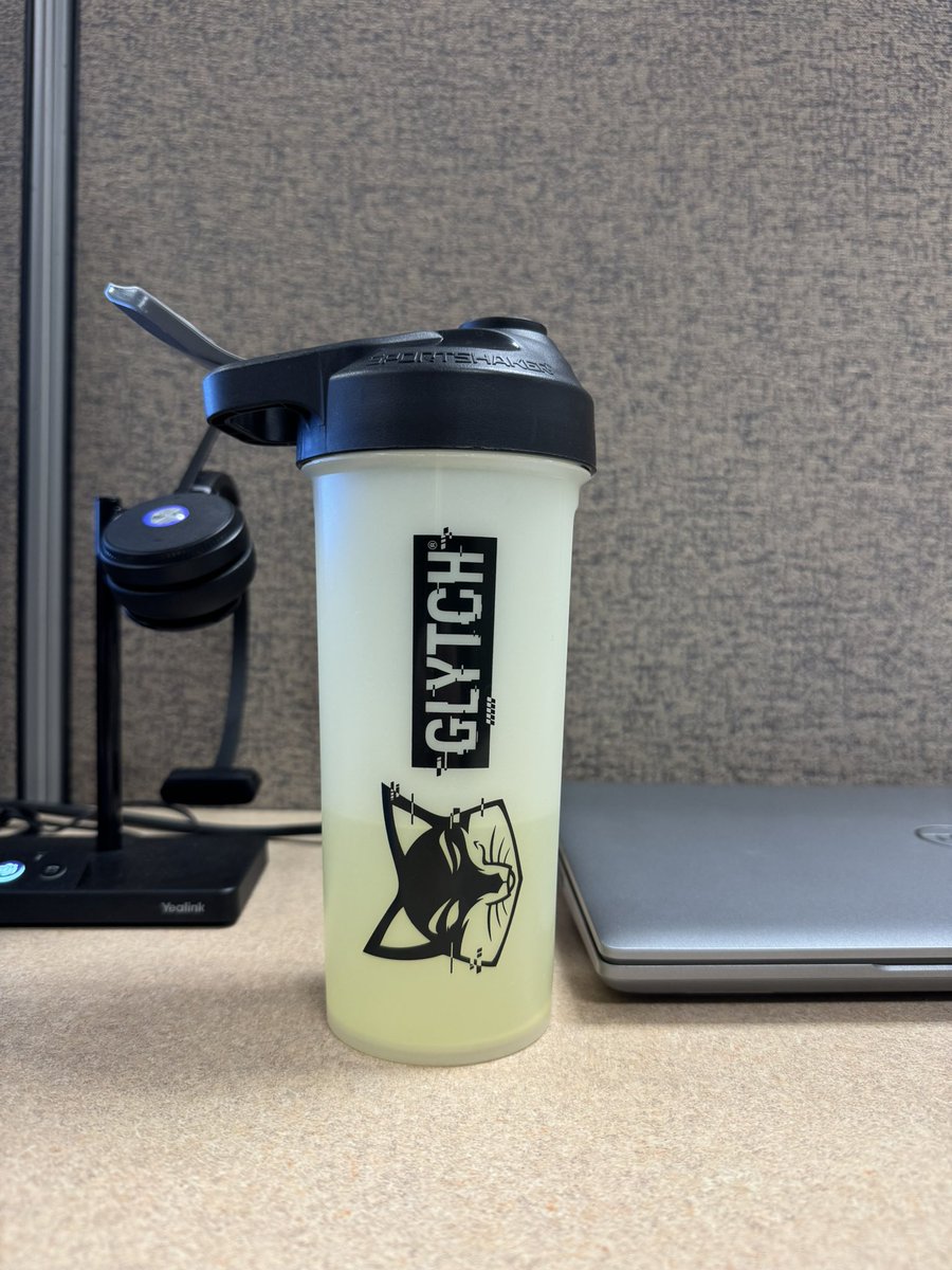 On that work grind! Need to top it off 😎. <a href="/GLYTCHEnergy/">GLYTCH Energy</a>