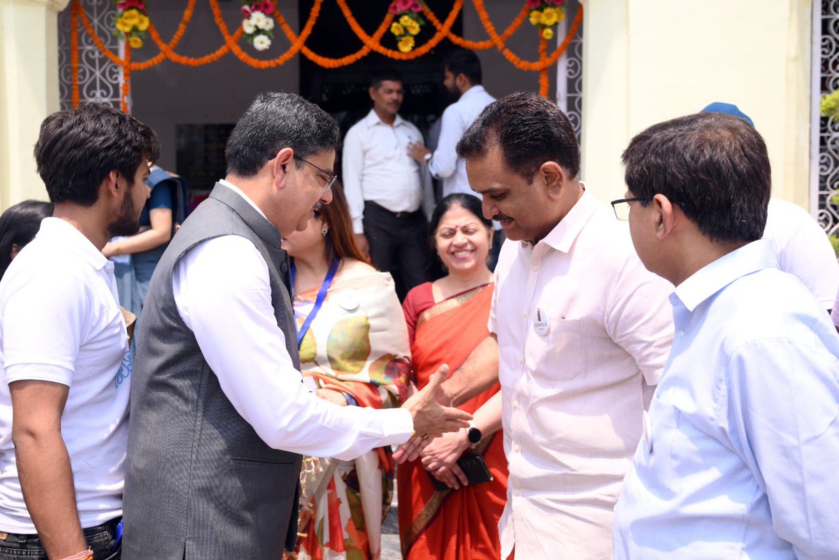 Professor Alok Kumar Rai tweet media