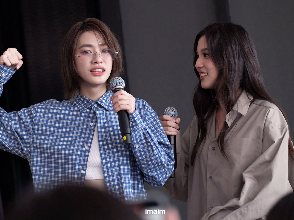 imaim_lm's tweet photo. ไผ่เลิกต่อยตีเพื่อเราได้มั้ย ?

#Happy27thEmiamilyDay
#EMIBDProject2025
#Emibonnie #Emiamily #Beonnnie https://t.co/saOmLxPR06