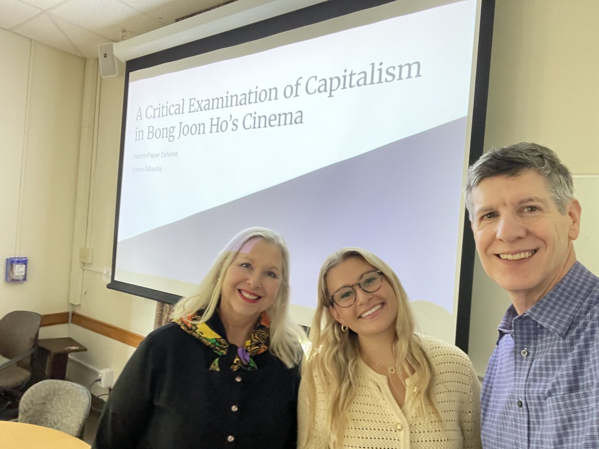 Congratulations to @wakecomm Senior Emma DiSantis on her successful honors thesis defense on the topic: "A Critical Examination of Capitalism in Bong Joon Ho's Cinema". Emma is pictured here with her committee members. 🎩