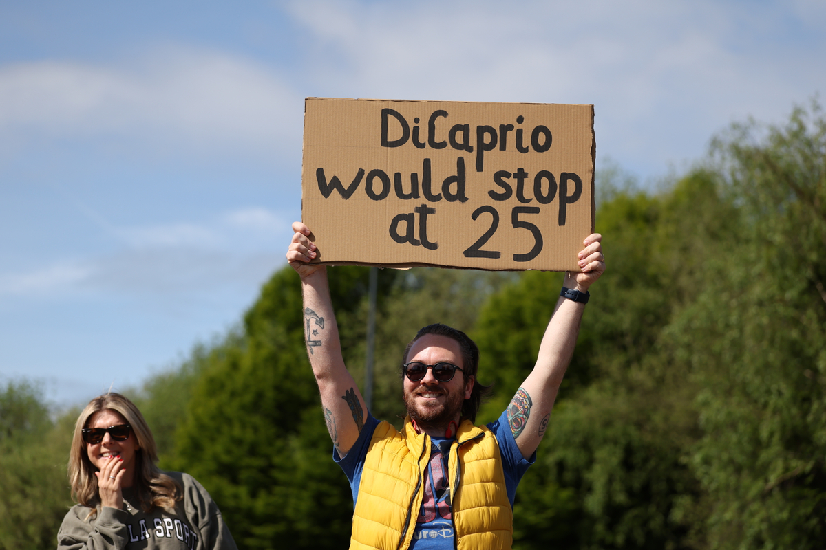 The atmosphere at this year’s #ManchesterMarathon was unmatched! 🙌

Thank you to all the amazing supporters and performers for bringing the energy throughout – Not forgetting those BRILLIANT signs! 🌟