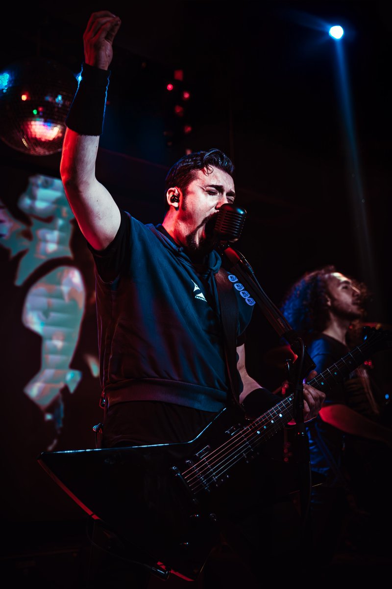 Highlights; The Wall Saloon / Kadıköy - 19.04.25

#metallica
#onuremek
#metallicanight
#metallicafamily
#espguitars
#mx250explorer