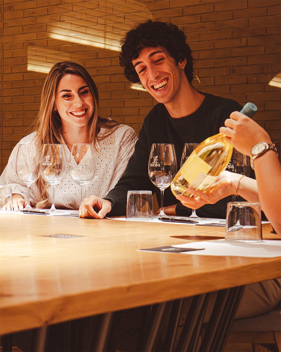 Uncork the secrets to tasting wine, at no cost. Register for Rioja’s short and simple online Tasting Essentials course today here: bit.ly/4cRSW2k