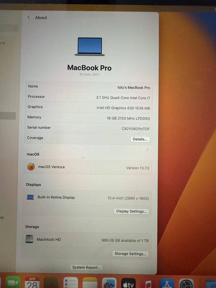 OluwaLargess's tweet image. Oya bring money and carry this 2017 Mac book pro … core i7 16/1TB … for 800k … slightly negotiable tho if you are serious in perfect working condition… thank you 🙏