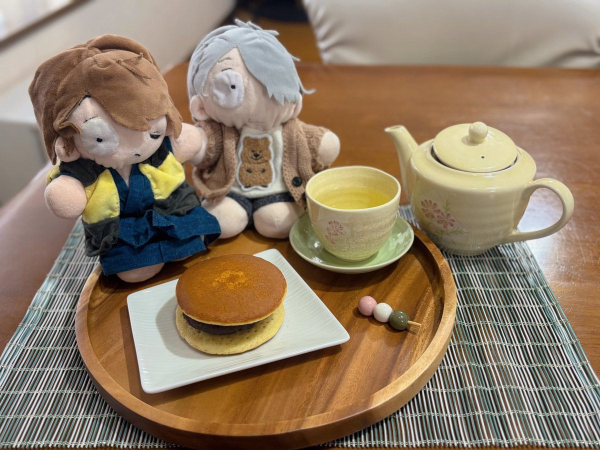 朝からどら焼きだよ