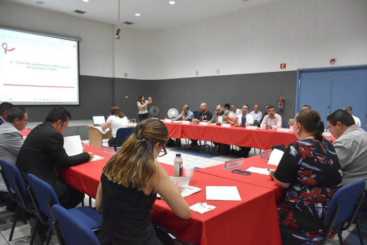 CEDHJ's tweet photo. Como parte del Consejo Estatal para la Prevención del Síndrome de Inmunodeficiencia Adquirida #COESIDA, la CEDHJ participó en la #primera sesión de 2025. https://t.co/3ZzyCiZ6aT